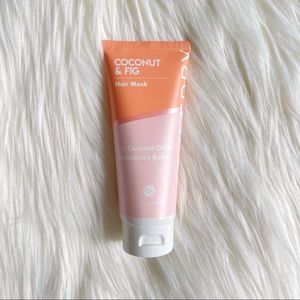 Coconut and fig style dry hair mask